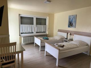 Ferienwohnung mit 4 Betten - Balkon - Küche - Fuldabrück - 9