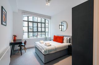 Stylish 2-Bedroom Flat with Balcony in Clerkenwell - London - 8