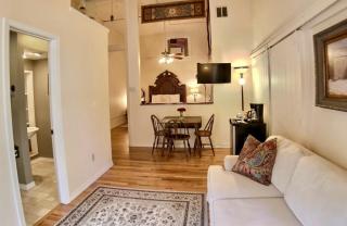 Brownstone Innkeeper Iconic Location Walk to Dwntn - 6