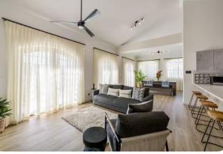 Luxury Oceanview Penthouses with a Rooftop Pool - 5