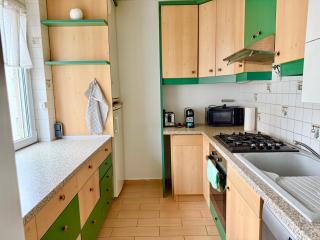 Cosy Apartment Near Airport & Train - Schwechat - 8