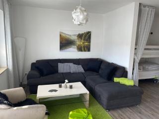 Kinderfreundliche Ferienwohnung in Niedersfeld mit Terrasse - Winterberg - 0