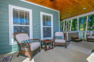 Gorgeous new 2 bedroom chalet with hot tub and pool table in Gatlinburg! - Gatlinburg - 5