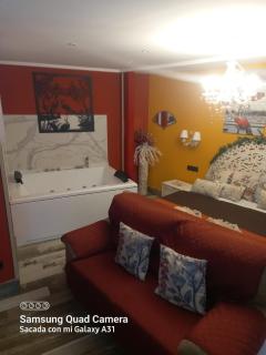 Apartamentos DELUXE Con Jacuzzi o Chimenea LOVE FOR TWO - Collado Mediano - 9