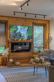 Pocono River front Home near Camelback Resort - 9