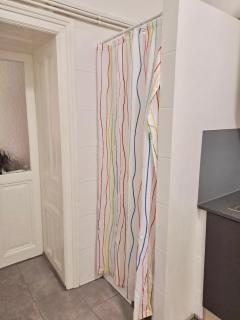 2 Bedroom Long-Term Central Apartment with Free Parking - Wenen - 4