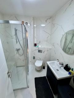 Luxury Apartment Sarajevo Tower-FREE GARAGE - 6