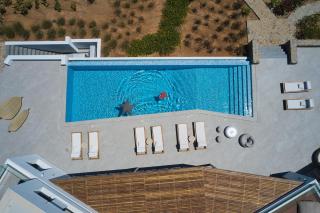 IREMIA SEAFRONT VILLA, Timeless Lifestyle - Amoudara Lasithiou - 9
