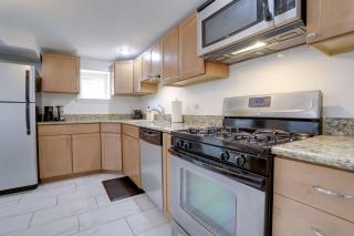 Sojourn 1 BR Garden Level Home Sleeps 2 - 9