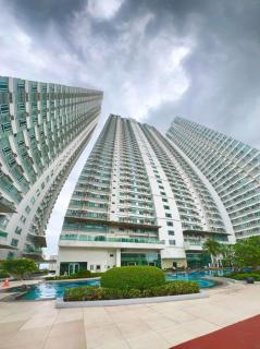 The Beacon Tower - Manila - 1