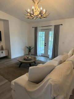 Cozy Costal Home - Vero Beach - 4