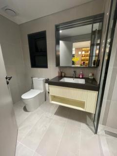 Luxury Apartment at Cardinal court - Ho Chi Minh City - 8