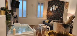 Sérénité au Palais Suite romantique Jacuzzi - Avignon - 7