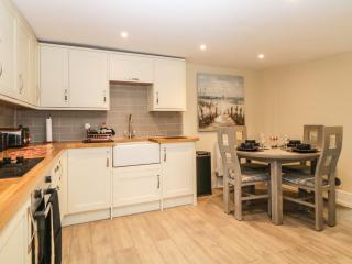 Harbour Cottage - 4