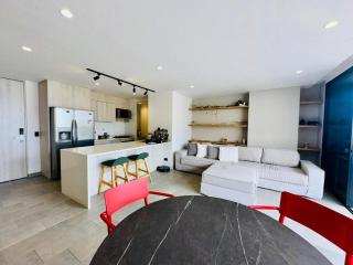 The best location in Poblado Air conditioning - Medellín - 0