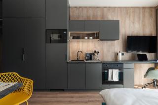 Avenue Apartments - 2
