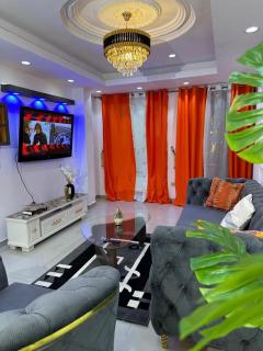 Furnished BOBAM chic & elegant in Bonamoussadi - Douala - 2