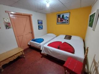 Hotel y Restaurante Casa Loma - 1