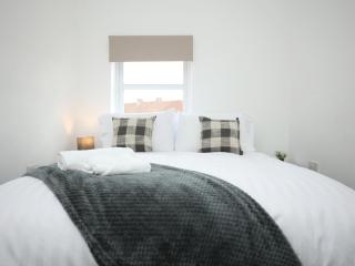 3 Bed House with parking near HPC pickup - Bridgwater - 1