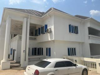 Luxury short-let apartment - - 7