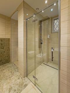 Magnificent Apartment with Sauna and Billiards - Praga - 2