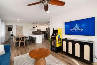 Spacious 4BR Outdoor Kitchen Hot Tub & Fun - San Diego - 7