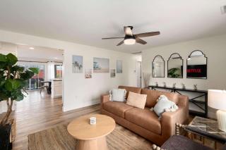 Spacious 4BR Outdoor Kitchen Hot Tub & Fun - San Diego - 2