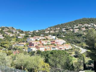 Jolie maison, 3 chambres, jardin, piscine partagée - Roquebrune-sur Argens - 5