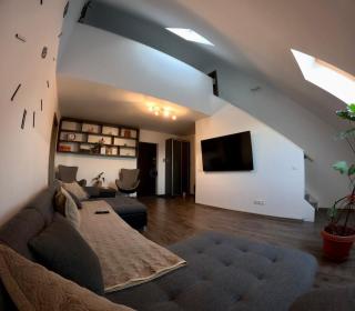 Transit Lux Apartment - Bistriţa - 4