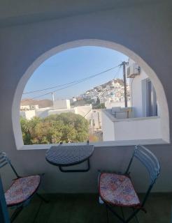 Casa Filareti-4pax studio with city view - Ios Chora - 9