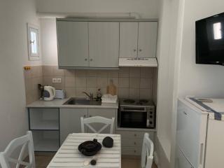 Casa Filareti-4pax studio with city view - Ios Chora - 7