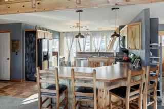 Silverheels Mountain Lodge w hot tub - 2