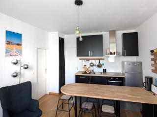 **Arcachon Centre: T3 Moderne avec Terrasse, Proche Plage et Commerces pour 4 Personnes** - FR-1-420-112 - Arcachon - 9