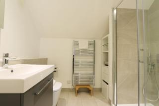 Three Bedroom House in Easton - Bristol - 2