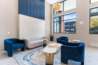 Modern 1BR with King Bed W,D Rooftop 10 mins to CC! - Philadelphia - 4