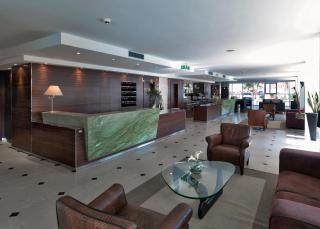 Hotel Regina Fronte Mare - Rímini - 1