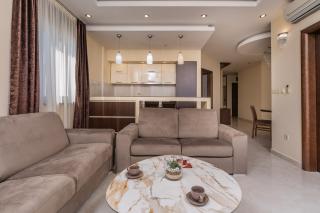 Deluxe Apartments Shine - Bečići - 1