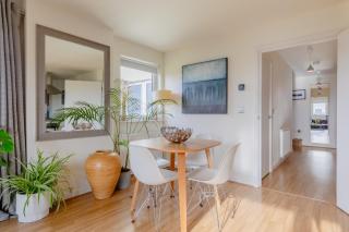 Sun Filled 2BD Flat With City Views Mile End - Londra - 8