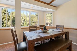 Moonridge Golf Escape - Game Room, 2 Pool Tables, Walk to Slopes, Golf Course Views - 4
