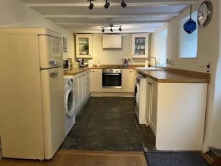 1 Rock Cottages - Treknow - 6