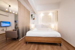 Quiet Apartment with a Garden at Exarcheia - Atene - 0
