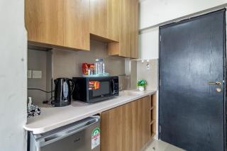 The Golden Nook -nyayo studio - Nairobi - 7
