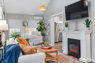 Island Gem-Riverfront, Near RMU SportsCenter-4 BR - 5