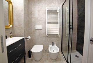 Repvblic lux - Milan - 8