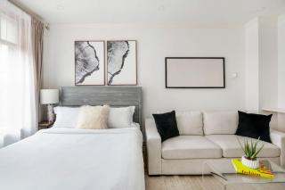 1597-10 New Studio Upper East Side W&D in unit - New York - 3