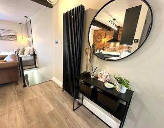 Urban Chic- Stylish Flat in the Heart of St Albans - Saint Albans - 3