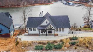 Luxury Lakeside Living at Knot Working on Norris Lake - La Follette - 4