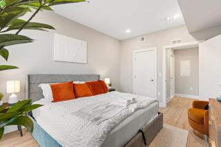 5 mins to Convention Center! Sleeps 4! With Rooftop! - Philadelphia - 1