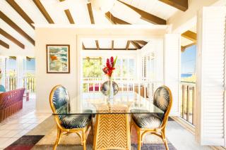 King Palm Ocean views King bed walk to beach Free WIFI parking BBQ - Kailua-Kona - 0