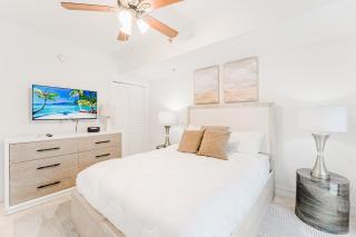 Beachside Luxury Private Townhome with Pool and Ocean Views - 2
